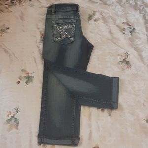 Toxic capri jeans